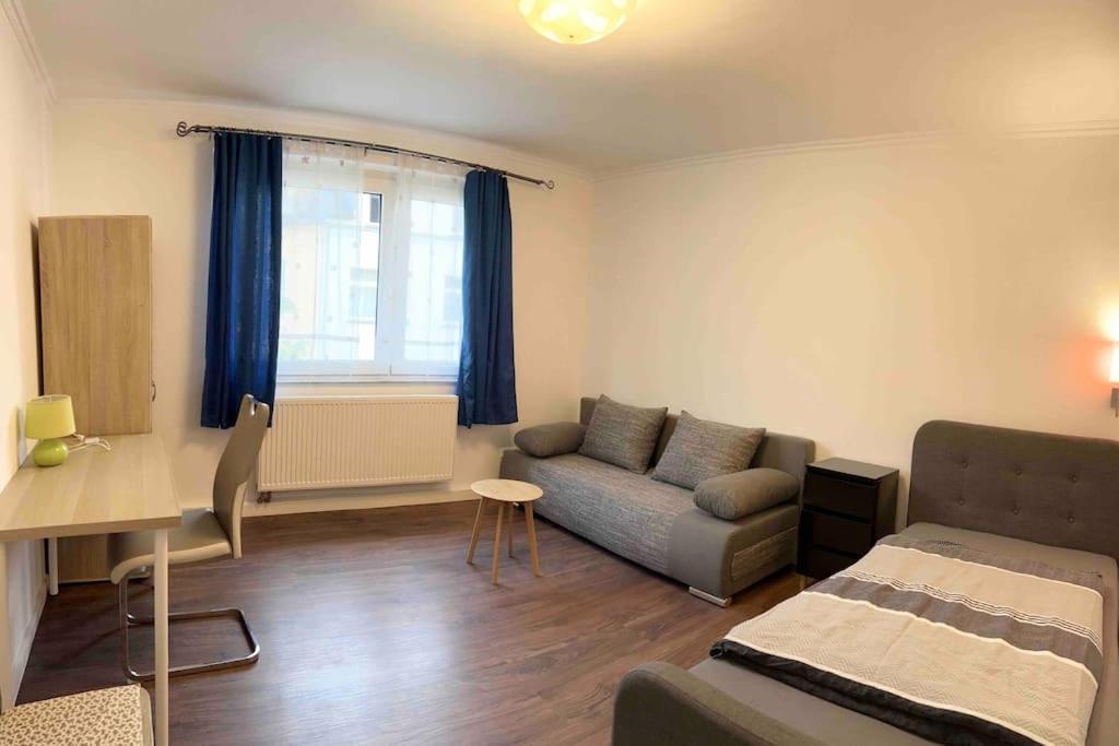 Duesseldorf Messe And Airport, 2-Bedroom Apartment With Kitchen And Garden 뒤스부르크 외부 사진